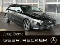 Gebraucht Mercedes A200 Progressive 163 PS (119 kW) 2024 Lack kosmosschwarz Limousine