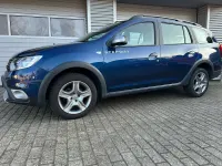 Gebraucht Dacia Logan Stepway 90 PS (66 kW) 2018 Blau cosmos Kombi