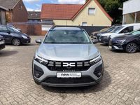 Gebraucht Dacia Sandero Expression 101 PS (74 kW) 2023 Moonstonegrau Kleinwagen