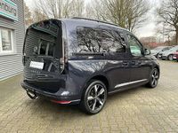 Gebraucht VW Caddy Move 122 PS (89 kW) 2021 Starlight blue metallic Van / Kleinbus