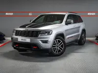Gebraucht Jeep Grand Cherokee Trailhawk 250 PS (183 kW) 2019 Billet silver metallic clear coat SUV
