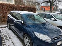 Gebraucht Ford Focus 125 PS (91 kW) 2013 Blau Kombi