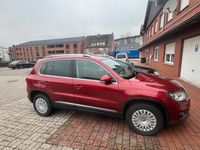 Gebraucht VW Tiguan 140 PS (102 kW) 2013 Rot SUV