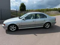 Gebraucht BMW 528 193 PS (141 kW) 1997 Silber Limousine