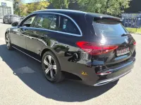 Gebraucht Mercedes 200 Avantgarde 163 PS (119 kW) 2025 Schwarz  unilack Kombi