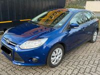 Gebraucht Ford Focus ST-Line 101 PS (74 kW) 2014 Blau Kleinwagen