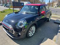 Gebraucht Mini Cooper 136 PS (100 kW) 2019 Schwarz Kleinwagen