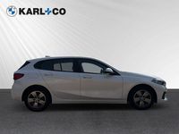Gebraucht BMW 118 Advantage 150 PS (110 kW) 2022 Mineralweiss metallic Kleinwagen