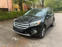 Używany Ford Kuga Cool & Connect 120 KM (88 kW) 2017 Czarny SUV