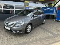 Gebraucht Mercedes B200 156 PS (114 kW) 2013 Grau Kleinwagen