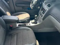 Gebraucht Ford Focus 125 PS (91 kW) 2010 Schwarz Kombi