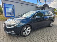 Gebraucht Opel Astra Dynamic 160 PS (117 kW) 2016 Grün Kombi