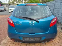 Gebraucht Mazda 2 Active 84 PS (61 kW) 2010 Blau Kleinwagen