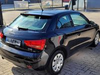 Gebraucht Audi A1 Attraction 86 PS (63 kW) 2012 Schwarz Kleinwagen