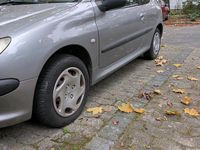 Gebraucht Peugeot 206 60 PS (44 kW) 2002 Grau Kleinwagen