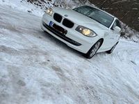 Gebraucht BMW 118 143 PS (105 kW) 2011 Weiß Kleinwagen