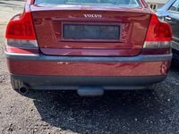 Gebraucht Volvo S60 140 PS (102 kW) 2001 Rot Limousine
