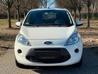 Gebraucht Ford Ka Titanium 69 PS (50 kW) 2013 Weiß Kleinwagen