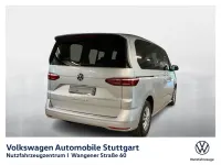 Gebraucht VW Multivan 150 PS (110 kW) 2023 Reflexsilber metallic Van / Kleinbus