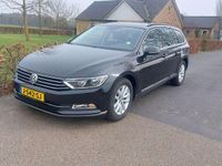 Gebraucht VW Passat Comfortline 120 PS (88 kW) 2016 Schwarz Kombi