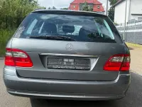 Gebraucht Mercedes E320 224 PS (164 kW) 2007 Grau Kombi