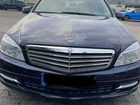 Gebraucht Mercedes C200 136 PS (100 kW) 2011 Blau Kombi