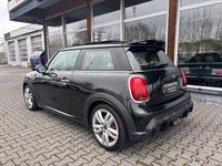 Gebraucht Mini John Cooper Works Essential 231 PS (169 kW) 2024 Schwarz Kleinwagen