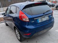 Gebraucht Ford Fiesta Titanium 101 PS (74 kW) 2016 Blau Kleinwagen
