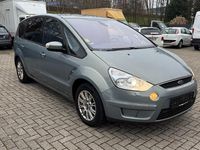 Gebraucht Ford S-MAX Titanium 140 PS (102 kW) 2010 Grau Van / Kleinbus
