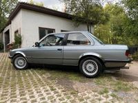 gebraucht BMW 318 E30 i Bj 1986 mit H-Kennzeichen cosmosblau-metallic