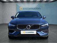 Gebraucht Volvo V60 455 PS (334 kW) 2022 Blau Kombi