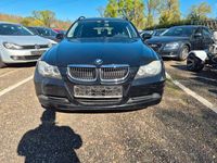 Gebraucht BMW 318 Advantage 143 PS (105 kW) 2008 Schwarz Kombi