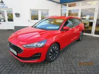 Gebraucht Ford Focus Titanium 116 PS (85 kW) 2023 Rot Limousine