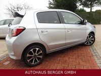 Gebraucht Mitsubishi Space Star Select+ 71 PS (52 kW) 2024 Silber Limousine