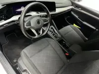 Gebraucht VW Golf VIII Life 150 PS (110 kW) 2023 Weiß Kombi