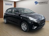 Gebraucht Hyundai i10 Select 63 PS (46 kW) 2024 Mangrove green Kleinwagen