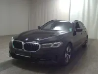 Gebraucht BMW 520 Performance 190 PS (139 kW) 2023 Schwarz Kombi