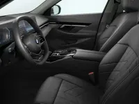 Gebraucht BMW 520 Sport Line 197 PS (144 kW) 2024 Grau Limousine