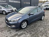Gebraucht Kia Ceed DREAM-TEAM Edition 99 PS (72 kW) 2014 Blau Kleinwagen