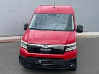Gebraucht MAN TGE 177 PS (130 kW) 2024 Rot Van