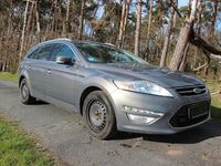 Gebraucht Ford Mondeo 140 PS (102 kW) 2013 Grau Kombi