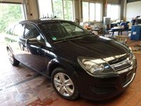 Gebraucht Opel Astra Edition 116 PS (85 kW) 2012 Schwarz Kombi