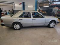 Gebraucht Mercedes E400 279 PS (205 kW) 1993 Silber Limousine
