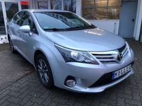 gebraucht Toyota Avensis 1,8 Aut. Edition Navi Rü-Kamera 2.Hand