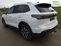Neu VW Tiguan Life 150 PS (110 kW) 2026 Onyxweiß permutteffekt SUV