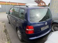 Usata VW Touran Trendline 116 CV (85 kW) 2005 Blu Monovolume