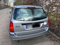 Gebraucht Ford Focus 101 PS (74 kW) 2004 Silber Kombi