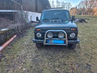 Gebraucht Lada niva 80 PS (58 kW) 2009 Schwarz SUV