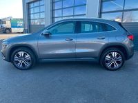 Gebraucht Mercedes GLA200 Progressive 163 PS (119 kW) 2024 Mountaingrau SUV