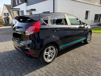 Gebraucht Ford Fiesta Titanium 101 PS (74 kW) 2014 Schwarz Kleinwagen